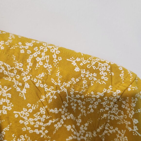 GAP Women's Yellow/White design Long Sleeve Button Down Blouse Top Shirt-Medium - Picture 5 of 7